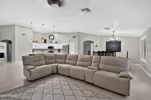 8566 W Keim Dr, Glendale, AZ 85305 - Photo 9