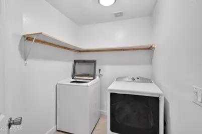 8566 W Keim Drive, Glendale, AZ 85305 - Photo 21