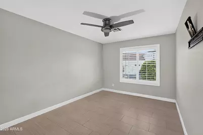 8566 W Keim Drive, Glendale, AZ 85305 - Photo 23