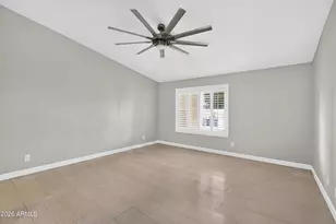8566 W Keim Dr, Glendale, AZ 85305 - Photo 17