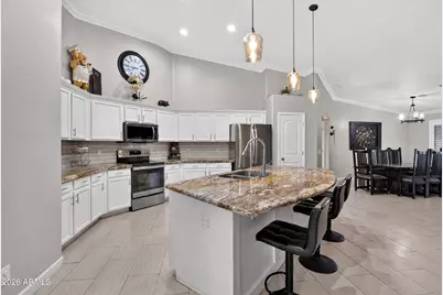8566 W Keim Drive, Glendale, AZ 85305 - Photo 11