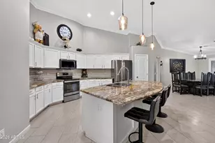 8566 W Keim Dr, Glendale, AZ 85305 - Photo 11