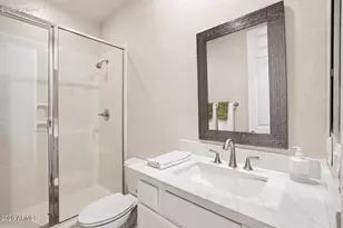 3969 E Navigator Ln, Phoenix, AZ 85050 - Photo 11