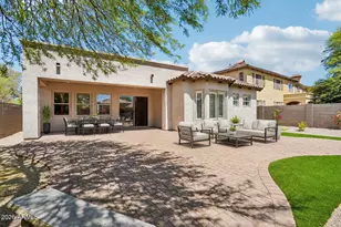 3969 E Navigator Ln, Phoenix, AZ 85050 - Photo 17