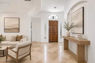 3969 E Navigator Ln, Phoenix, AZ 85050 - Photo 3