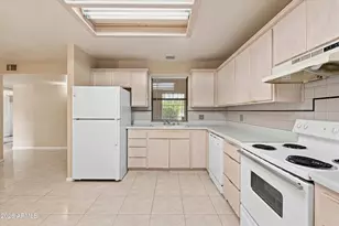 4518 N 36th Pl, Phoenix, AZ 85018 - Photo 11
