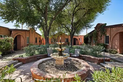 3012 N 32nd Street #31, Phoenix, AZ 85018 - Photo 1