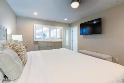 8249 E Redwing Road, Scottsdale, AZ 85250 - Photo 17