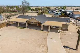 821 N 192nd Ave, Buckeye, AZ 85326 - Photo 1