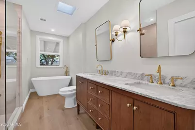 8631 E Sage Drive, Scottsdale, AZ 85250 - Photo 5