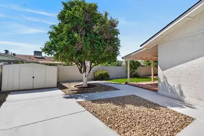 8631 E Sage Drive, Scottsdale, AZ 85250 - Photo 35