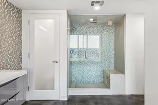 207 W Clarendon Ave, Phoenix, AZ 85013 - Photo 23