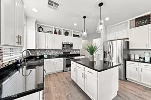 14528 W Cameron Dr, Surprise, AZ 85379 - Photo 29