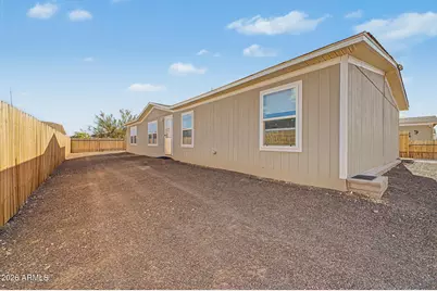 22425 W Pleasant Lane, Wittmann, AZ 85361 - Photo 17