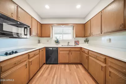 11045 W Salem Drive, Sun City, AZ 85351 - Photo 5
