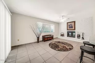 11045 W Salem Dr, Sun City, AZ 85351 - Photo 15