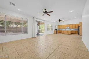 1223 W Waltann Ln, Phoenix, AZ 85023 - Photo 17
