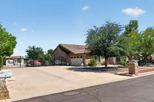 5723 N 106 Ave N, Glendale, AZ 85307 - Photo 7
