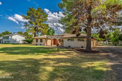 16205 E Fairview Street, Gilbert, AZ 85295 - Photo 3