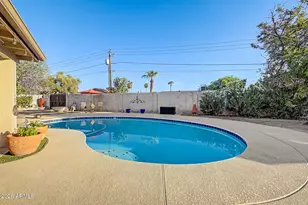 11208 N 38th Pl, Phoenix, AZ 85028 - Photo 35