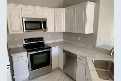 8022 W Salter Drive, Peoria, AZ 85382 - Photo 7