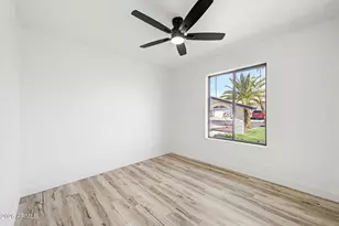 5617 W Cochise Dr, Glendale, AZ 85302 - Photo 27