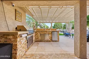 922 S Ember Cir, Mesa, AZ 85208 - Photo 3