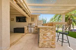 922 S Ember Cir, Mesa, AZ 85208 - Photo 5