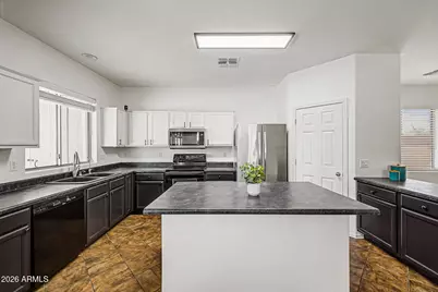 3523 S 81st Glen, Phoenix, AZ 85043 - Photo 11