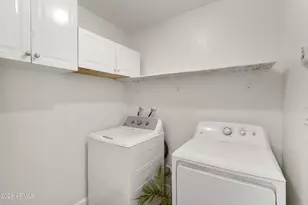 7747 W Flower St, Phoenix, AZ 85033 - Photo 23