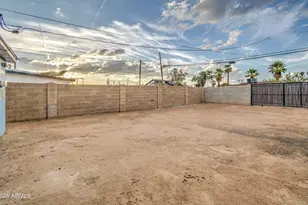 2030 W Monte Vista Rd, Phoenix, AZ 85009 - Photo 37