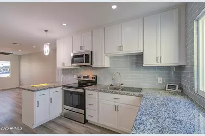 2030 W Monte Vista Road, Phoenix, AZ 85009 - Photo 13