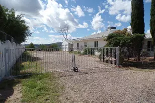 564 E Noble Dr, Globe, AZ 85501 - Photo 5