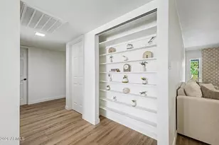 2602 E Larkspur Dr, Phoenix, AZ 85032 - Photo 9