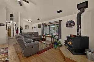 9907 Heritage Dr, Flagstaff, AZ 86004 - Photo 7