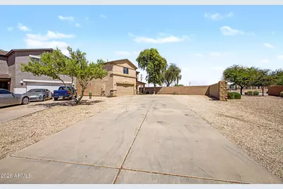 1988 E Silversmith Trail, San Tan Valley, AZ 85143 - Photo 5