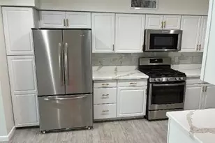 3756 E Acoma Dr, Phoenix, AZ 85032 - Photo 7