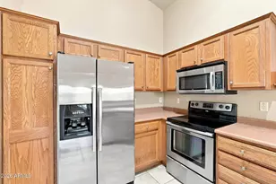 14653 W Piccadilly Rd, Goodyear, AZ 85395 - Photo 13