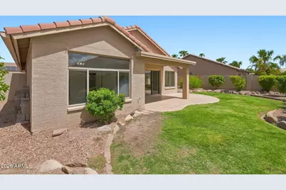 14653 W Piccadilly Road, Goodyear, AZ 85395 - Photo 33