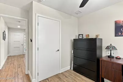 8214 E Buena Terra Way, Scottsdale, AZ 85250 - Photo 21