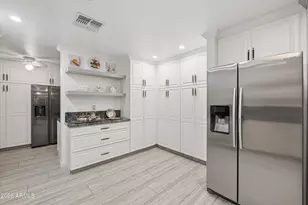5738 N 24th St, Phoenix, AZ 85016 - Photo 5