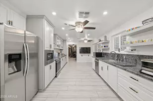 5738 N 24th St, Phoenix, AZ 85016 - Photo 3