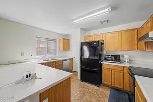 12818 W Hearn Rd, El Mirage, AZ 85335 - Photo 11