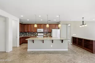 21960 N 97th Glen, Peoria, AZ 85383 - Photo 7
