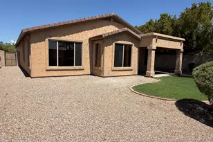 6223 W Wikieup Ln, Glendale, AZ 85308 - Photo 19