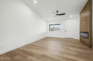 3909 W Griswold Rd, Phoenix, AZ 85051 - Photo 9