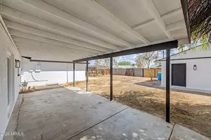 3909 W Griswold Rd, Phoenix, AZ 85051 - Photo 33