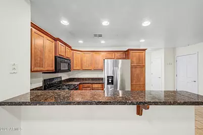 5450 E Deer Valley Drive #1223, Phoenix, AZ 85054 - Photo 9