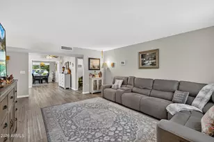 10135 W Forrester Dr, Sun City, AZ 85351 - Photo 5