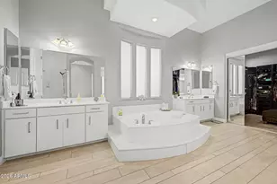 8506 S 29th Way, Phoenix, AZ 85042 - Photo 25